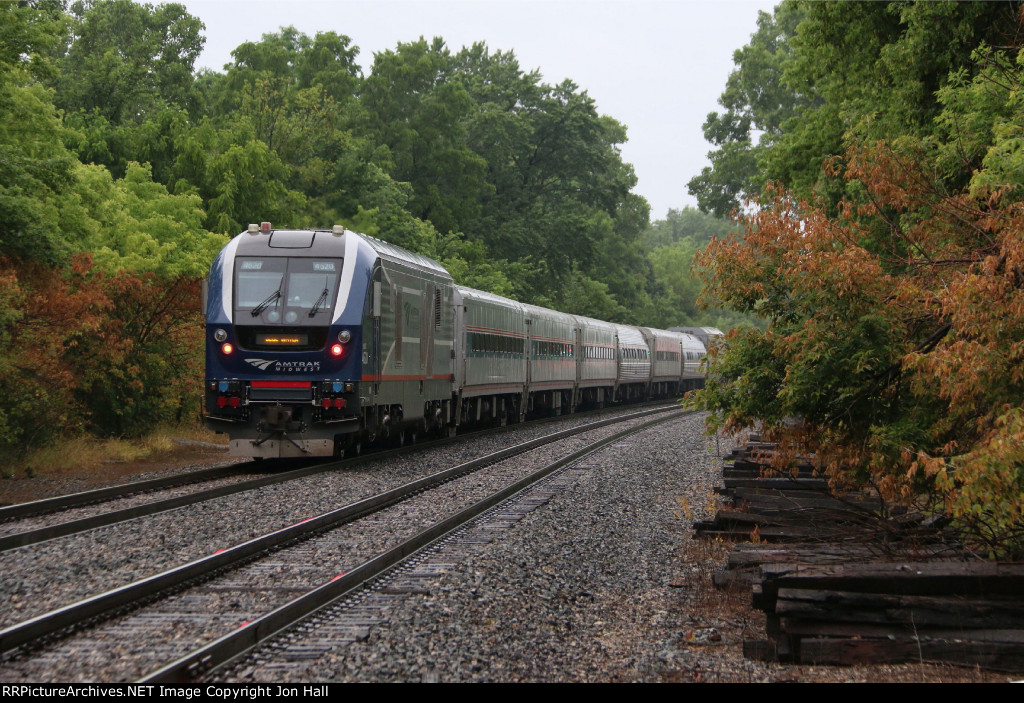 IDTX 4620 brings up the rear as 365 heads away